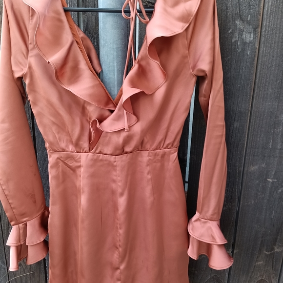 Dress - Picture 2 of 4